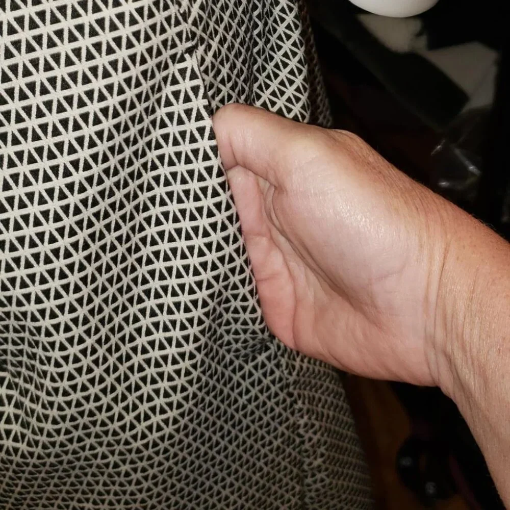 NWOT black and white geometric print fit and flare dress size Large - Picture 2 of 10